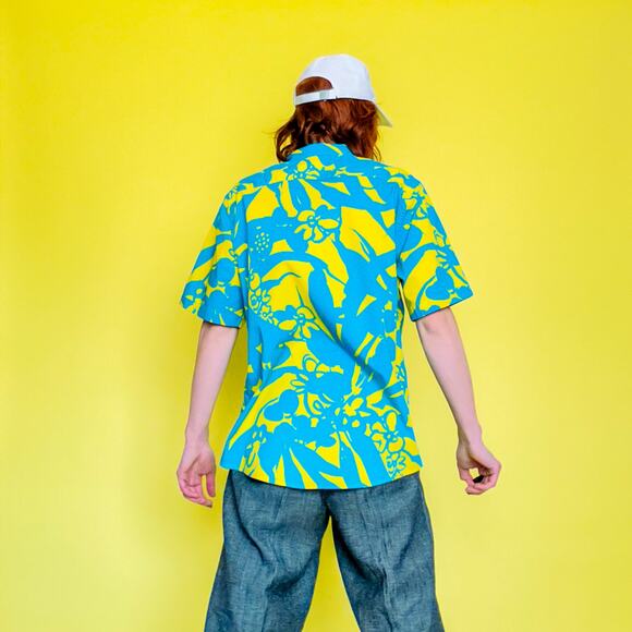 Abound Blue and Yellow Floral Hawaiian Shirt - Picture 8 of 9